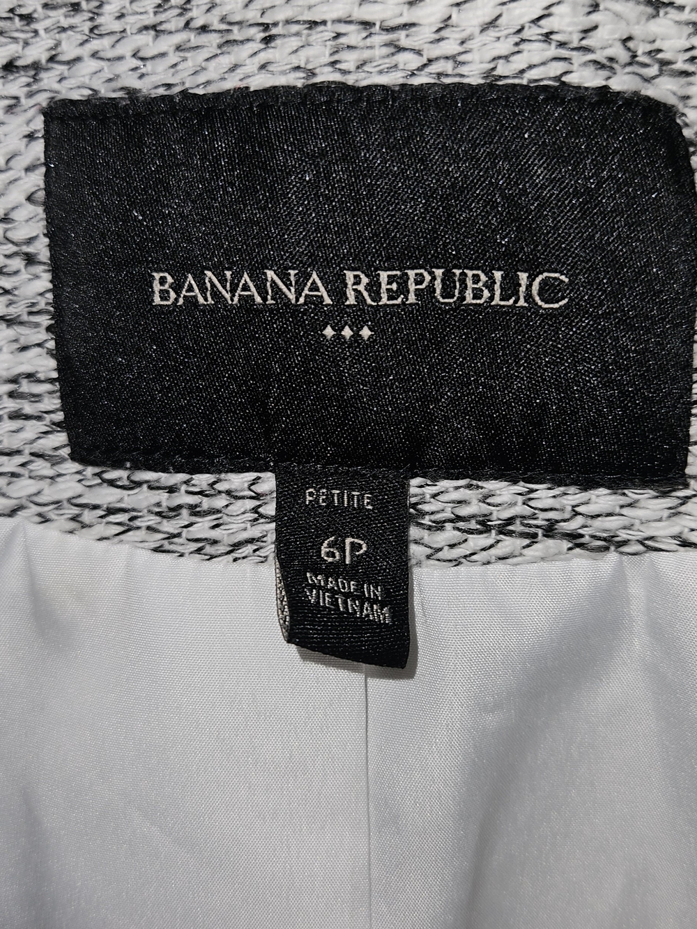 Banana Republic Light Gray Textured Asymmetrical Zip Blazer - Picture 2 of 7